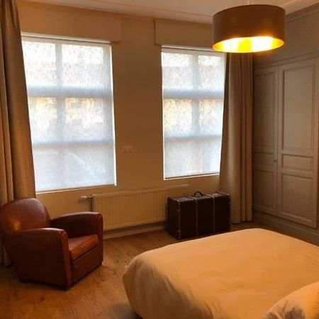 Les Chambres Berguoises Chambre Rez-De-Chaussee Au Coeur De Bergues Exteriör bild