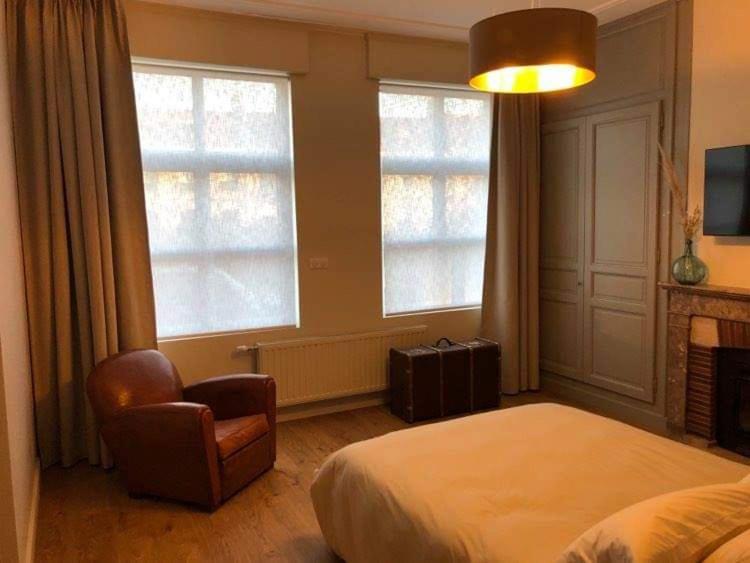 Les Chambres Berguoises Chambre Rez-De-Chaussee Au Coeur De Bergues Exteriör bild